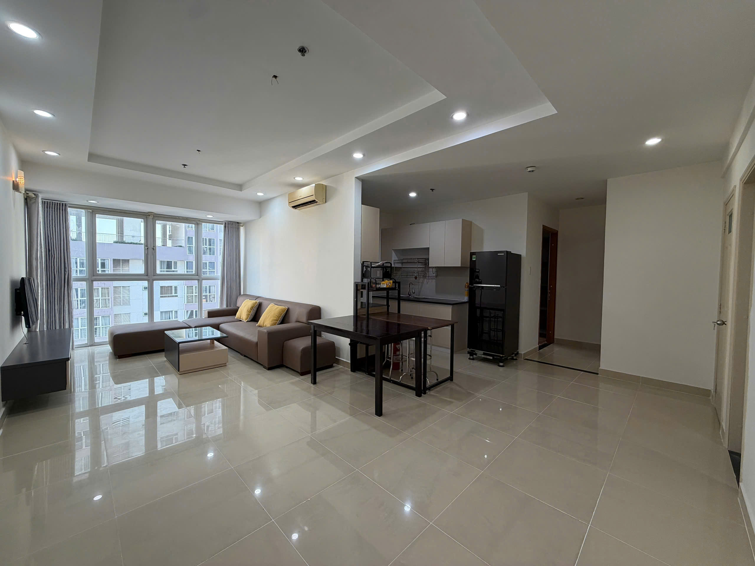 Căn hộ 2PN dt 85m2 bán tại Hưng Phát 1 siêu hot Căn hộ 2PN dt 85m2 bán tại Hưng Phát 1 siêu hot